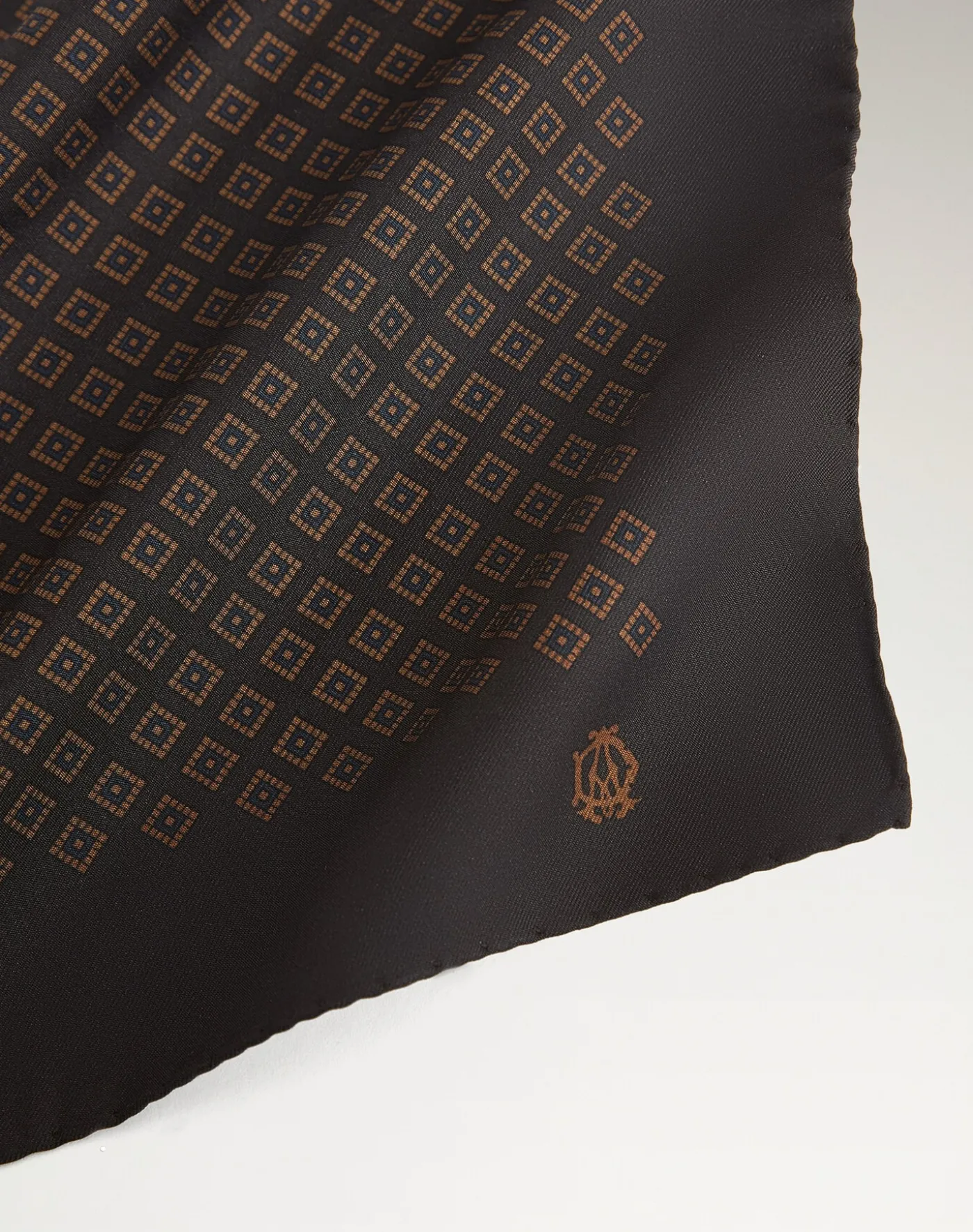 Silk Diamond Neats Printed Pocket Square