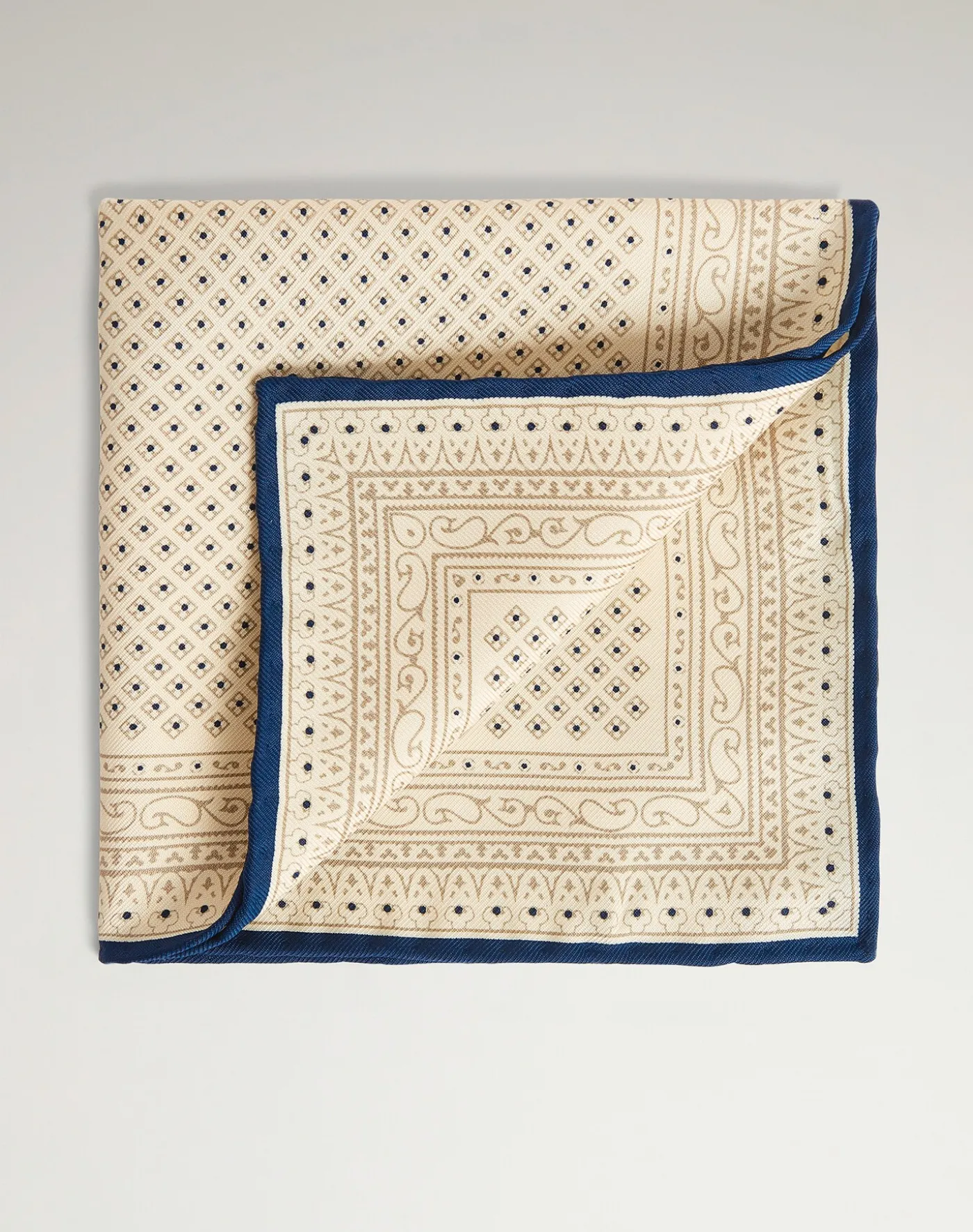 Silk Micro Diamond Neats Screen Printed Pocket Square